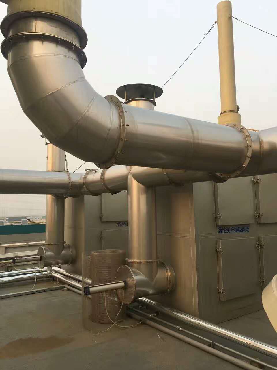 不銹鋼煙囪的重量為什么那么輕，功能還那么好?