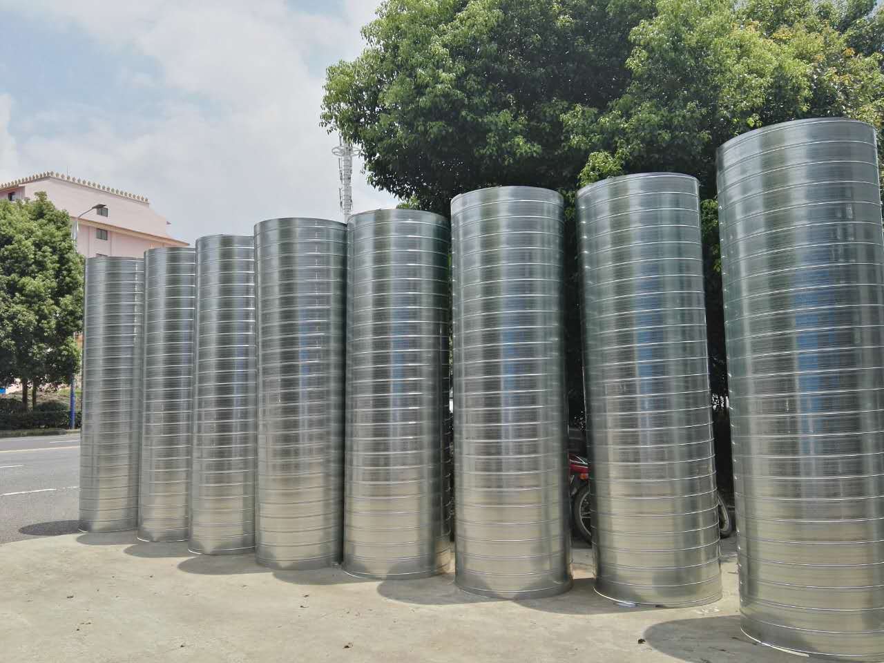 不銹鋼螺旋風(fēng)管-304