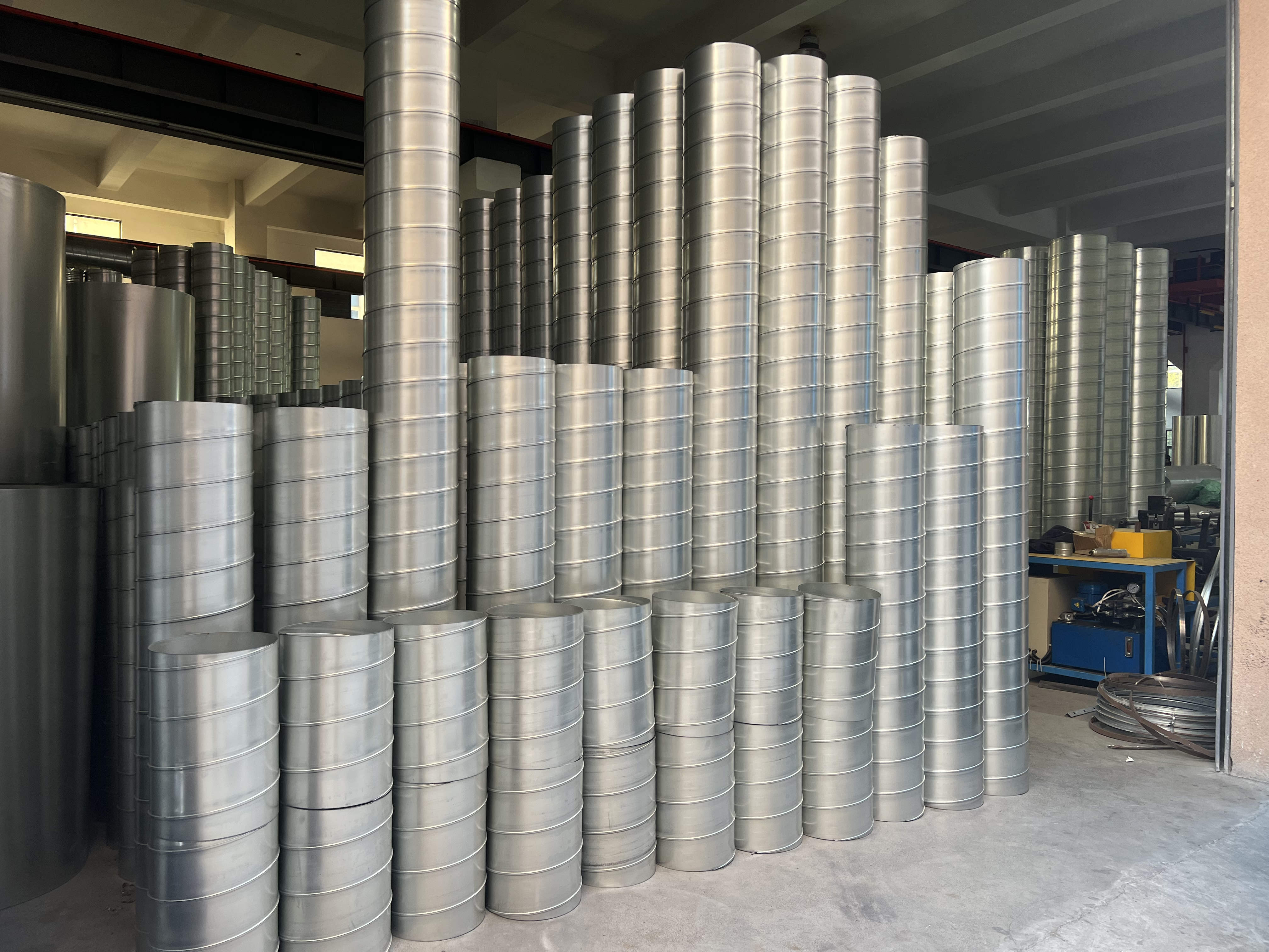 螺旋式風(fēng)管的廣泛用途及其優(yōu)勢特點